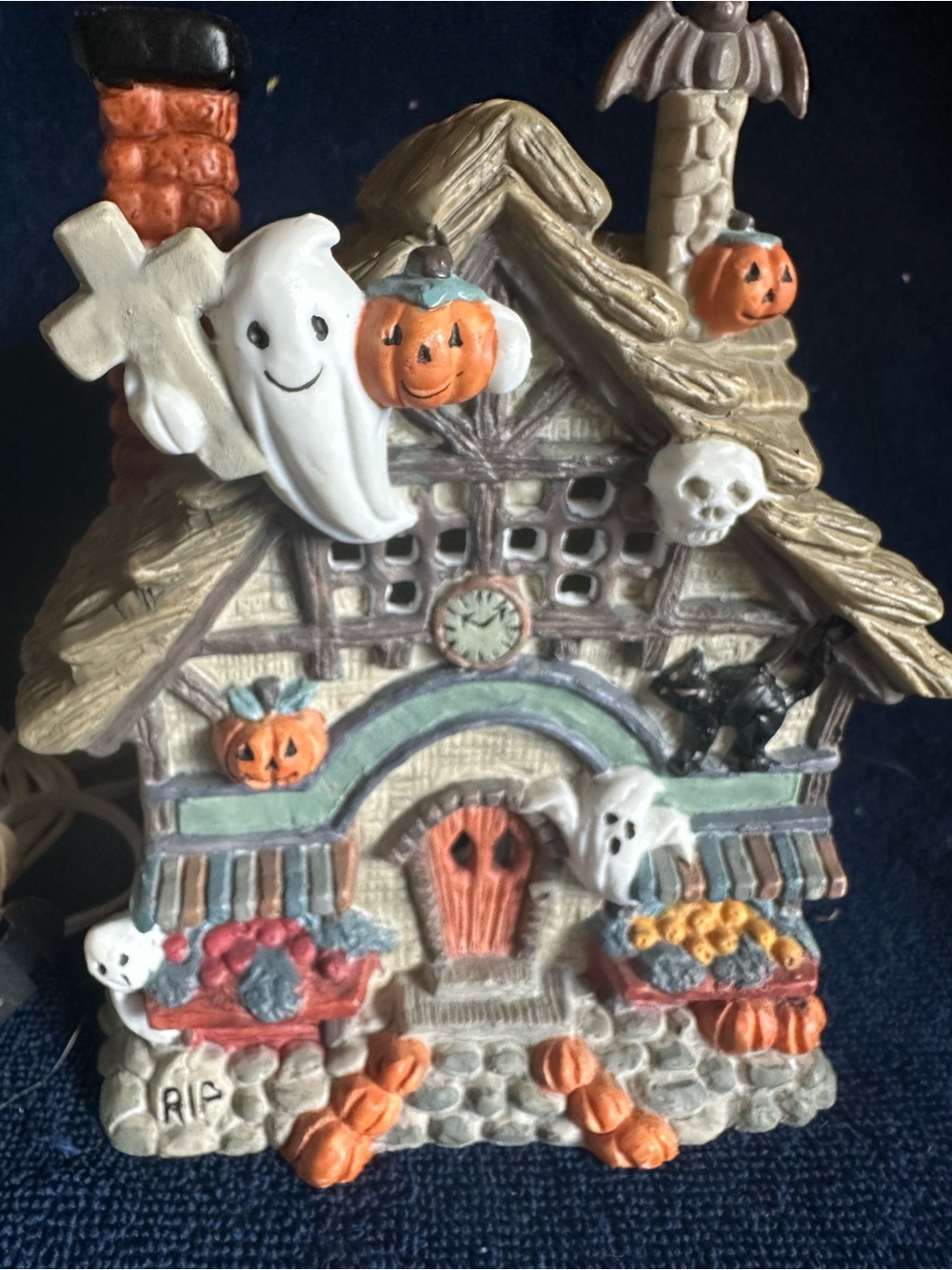 Spooky Hollow Porcelain Lighted Haunted Halloween Village House Ghosts Black Cat
